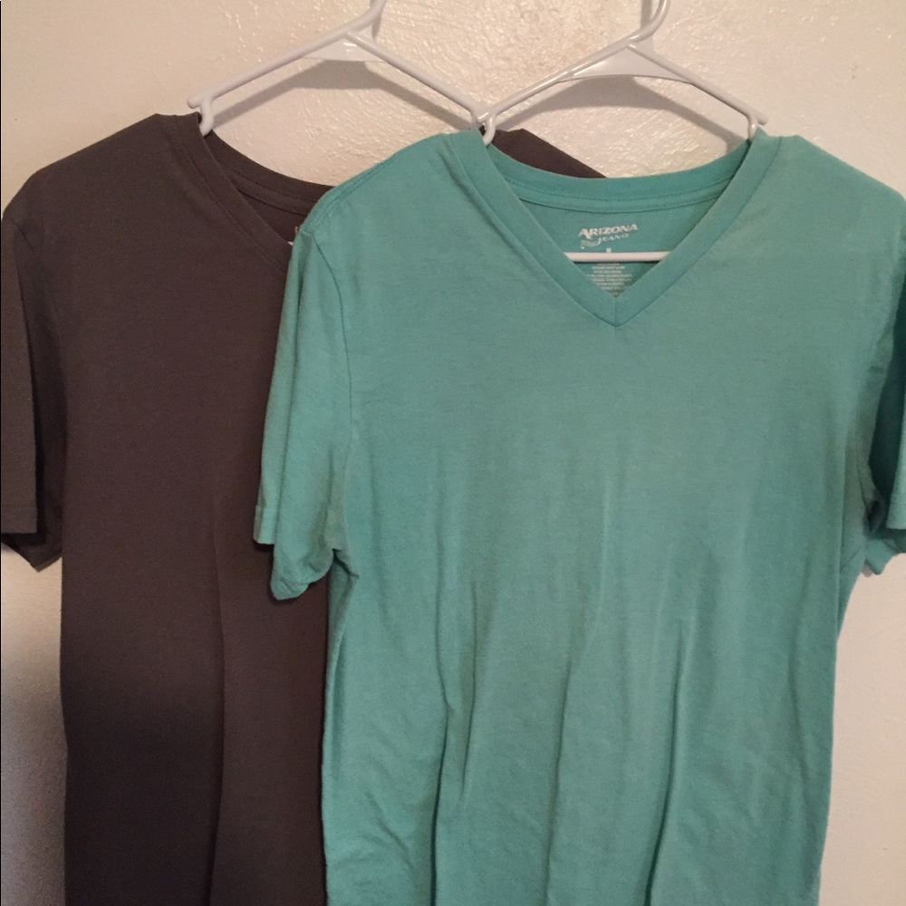 🦋 Bundle of V Neck T Shirts